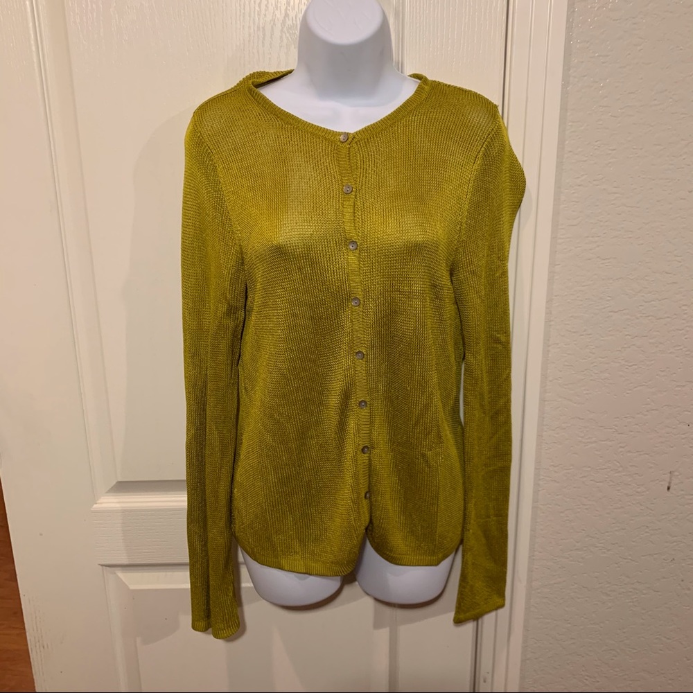 Green long sleeve knit button up sweater